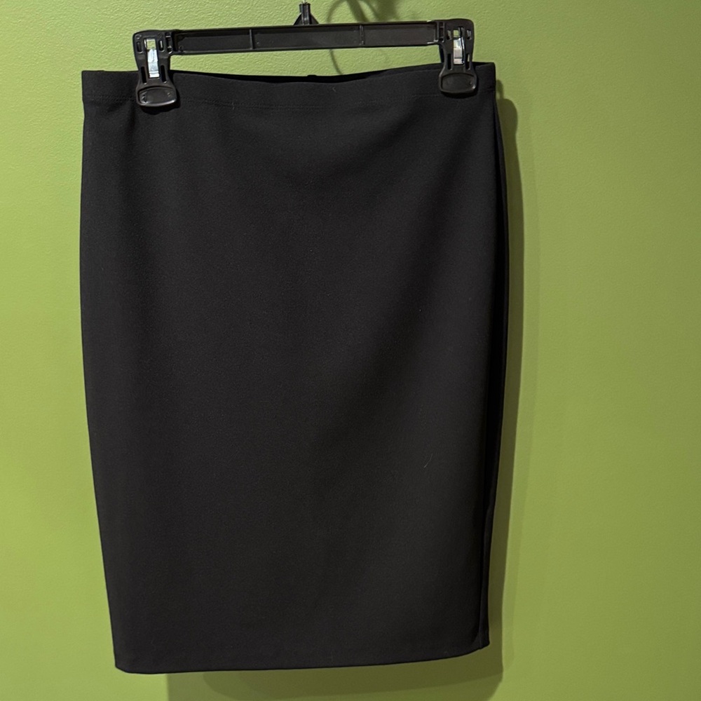 Vince Camuto Pull On Black Pencil Skirt, NWOT